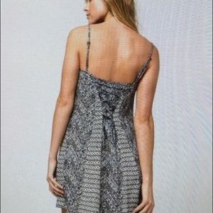 Inny patterned dress